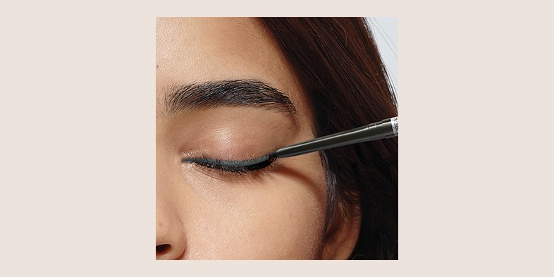 InArticle Eye Makeup For Green Eyes MechanicalEyeLiner